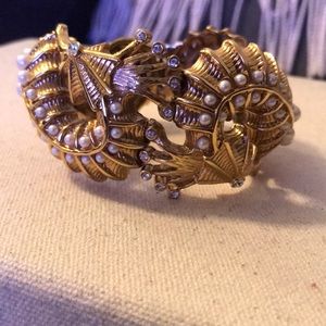 Kate Spade Seahorse Bracelet Cuff in Gold